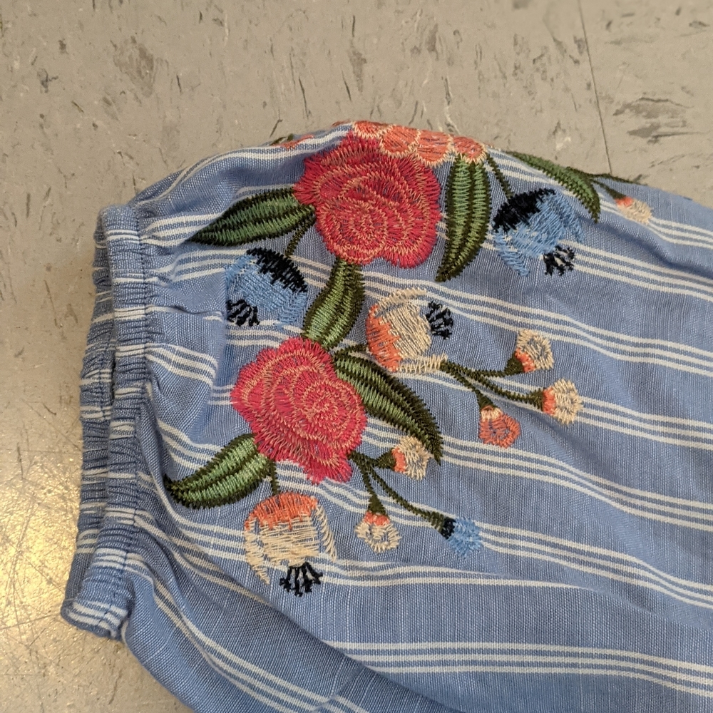 Cute top